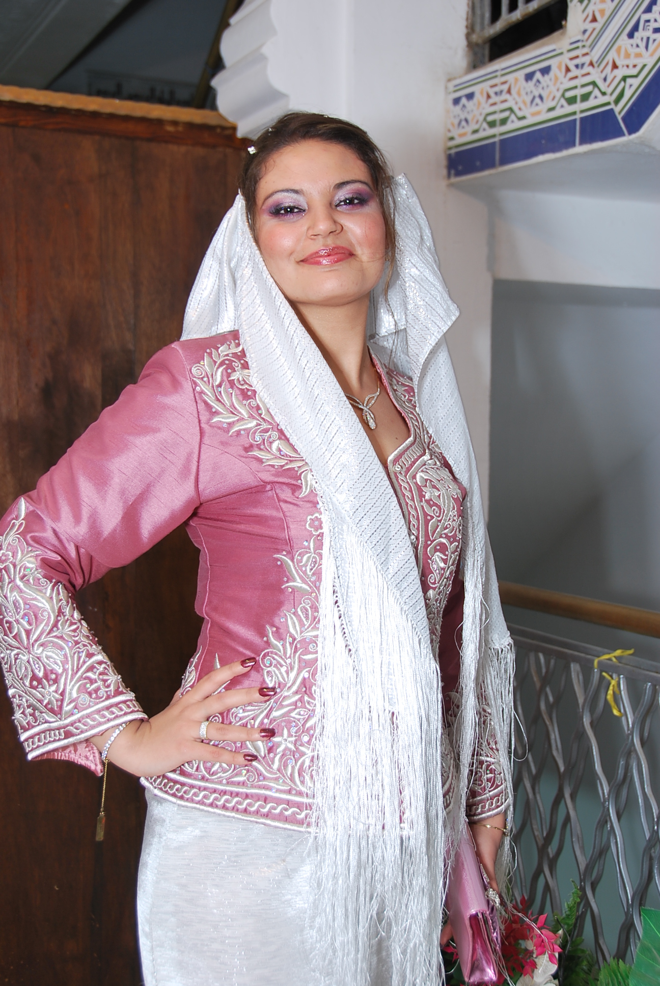 Costumes Algériens.  L'ALGERIE, SES COUTUMES, SA CULTURE 
